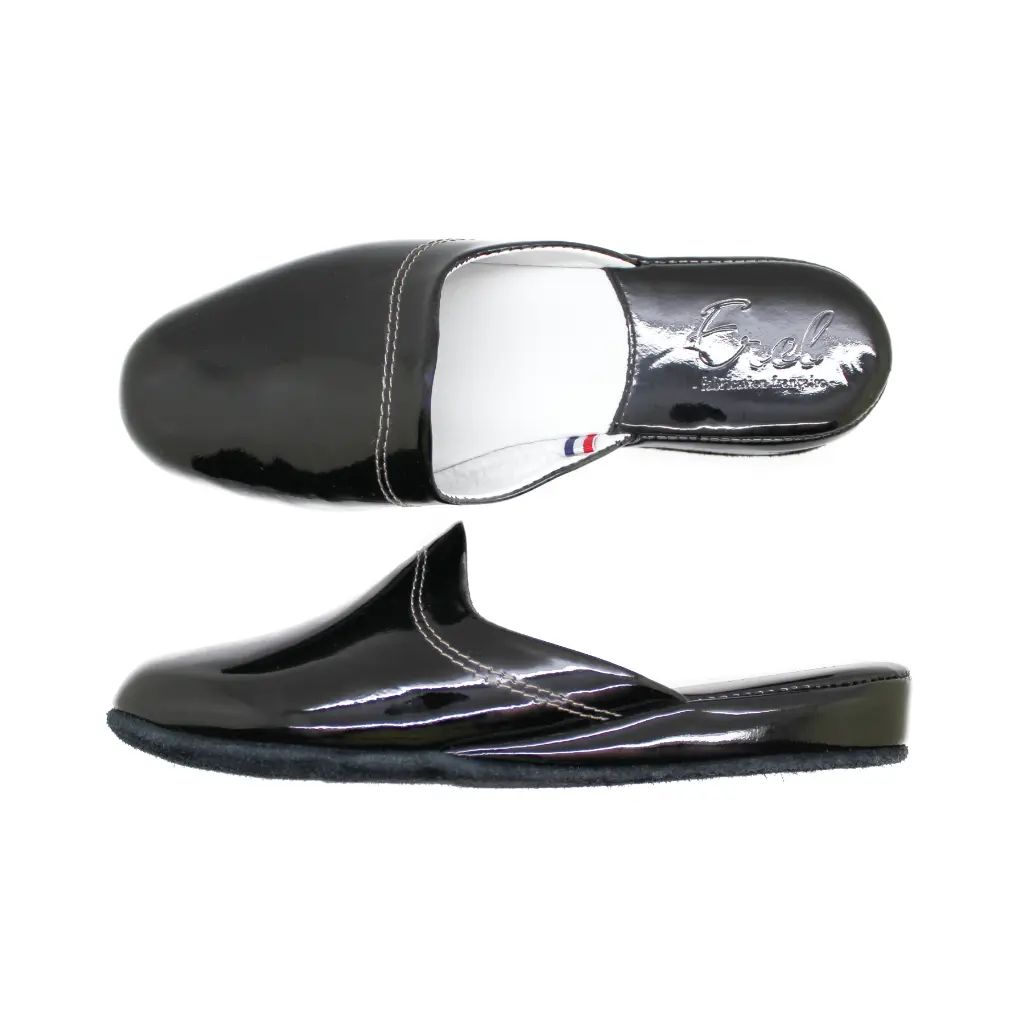 AMANDE Vernis Noir 03.webp