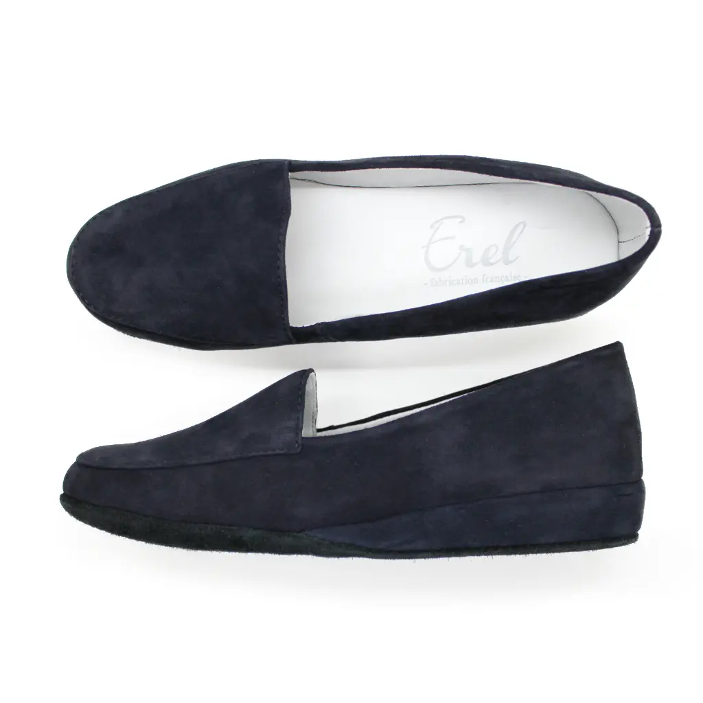 CLAIRE Ch Vel Marine 04.webp